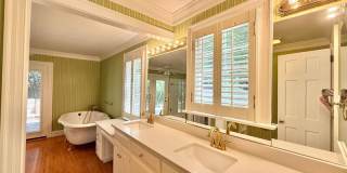 1610 Ridge Road Gallery 16