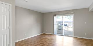 The Riverside Apartment Homes Gallery 6