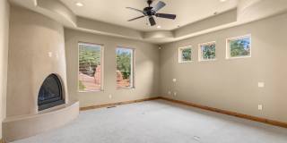 Beautiful Home in an Exclusive Gated Community Gallery 18