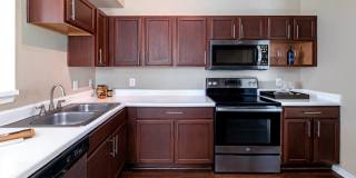 Village on the Parkway Apartments Gallery 3