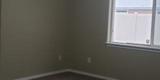 Airway Heights 3 Bed 2.5 bath plus LARGE rec. room. Gallery 10