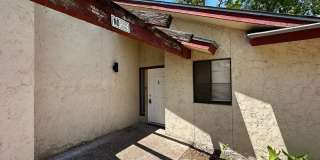 2/2 Duplex near LBJ High Gallery 1