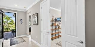 11932 Bourke Place Gallery 27