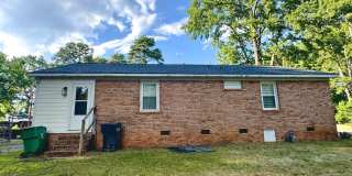 Newly Renovated 3BR/2BA Home in Charlotte – Pet Friendly! Gallery 25