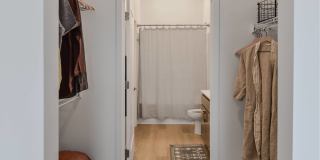 The Hallon Gallery 120