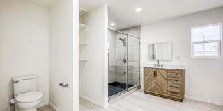 6289 COSECHA LUNA Circle Gallery 32