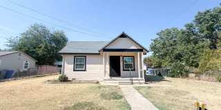 305 Wilson Avenue Gallery 1