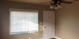 Newly Updated 2 Bedroom Unit in the heart of Roseville! Gallery 6