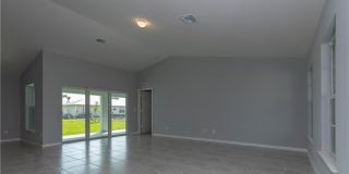 1400 SW 1st Terrace Gallery 4