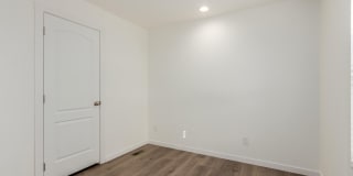 5201 W Camelback Road Gallery 11