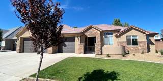 SPACIOUS HOME FOR RENT! Gallery 1