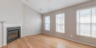 5140 DONOVAN Drive Gallery 24