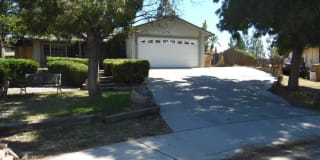 101 Star Court Gallery 1