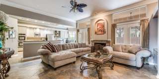 19114 Autumn Gdn Gallery 8