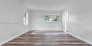 11000 Northeast 9th Avenue Gallery 10