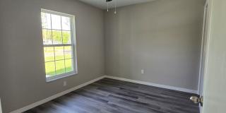 9398 North Travis Drive Gallery 1