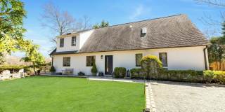 25 Miami Avenue Gallery 24