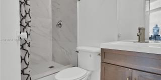 905 Brickell Bay Dr 1121 Gallery 11