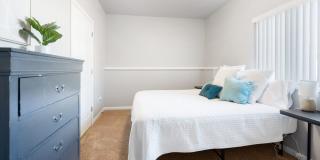 Willow Falls Apartments Gallery 11