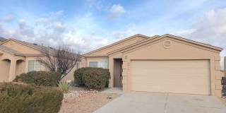 Ventana Ranch 3 bedroom. Newer Flooring! No Carpet. Huge open living space. Great location. Gallery 3
