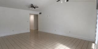 12014 Southwest 110th Street Circle East Gallery 1