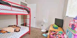 Great 2 Bedroom 1 Bath Gallery 14