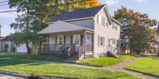 3 bedroom 3 bathroom Single Family Home Gallery 16