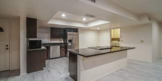 Exceptional 6-Bedroom Residence Near ASU with Garage & Modern Conveniences Gallery 12