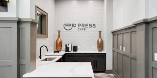 The Berkeley Luxury Apartment Homes Gallery 24
