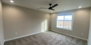 Luxury Newer Construction Home! Gallery 12