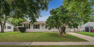 COMING SOON! Southwest Champaign 3-Bedroom, 1.2-Bath Home for Rent Gallery 1