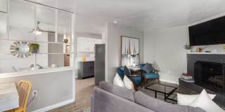 Beautiful Two Bedroom Apartment with Huge Yard Minutes From Hershey Gallery 1