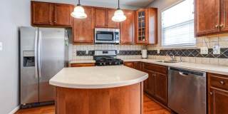 4281 S CAPITOL Street SW Gallery 36