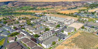 Rivercrest Gallery 52