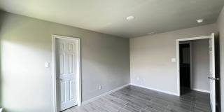 1616 Indian Trail Gallery 24