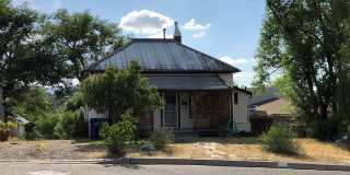 Early 1900's Charm In This Two Bedroom in Prescott Gallery 1