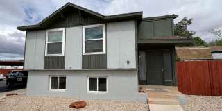 Split floor plan- 4 Bed, 2 Bath Home For Rent Gallery 1