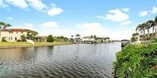 708 Victoria Drive Gallery 12