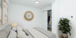 737 PINE Gallery 16