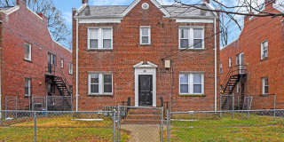 449 Mellon Street Southeast - 4 Gallery 1