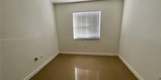 1550 NE 33 AV Gallery 18