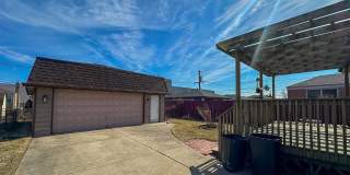 4233 N Odell Avenue Gallery 15