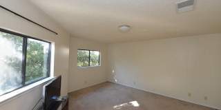 4914 Port Kenton Gallery 16