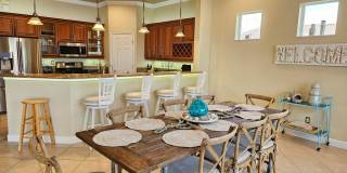 Seasonal Short-Term 4 Bedroom 3 Bathroom Heated Pool Home located in Venetian Golf & River Club! Gallery 15