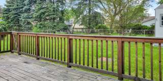 720 Country Lane S Gallery 4