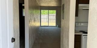3 bedroom 1.5 bathroom duplex Gallery 4