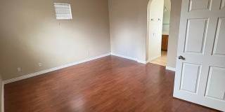 Newer 4bed 2.5 bath House Gallery 12