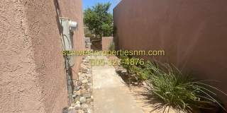 2 Bed, 2 Bath Townhouse Gallery 4