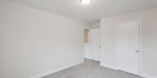 $500 RENT CREDIT | AVAILABLE NOW! (Small Pets Only) Gallery 27
