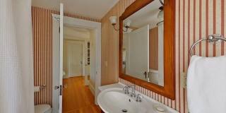 27 Cranston Avenue Gallery 40